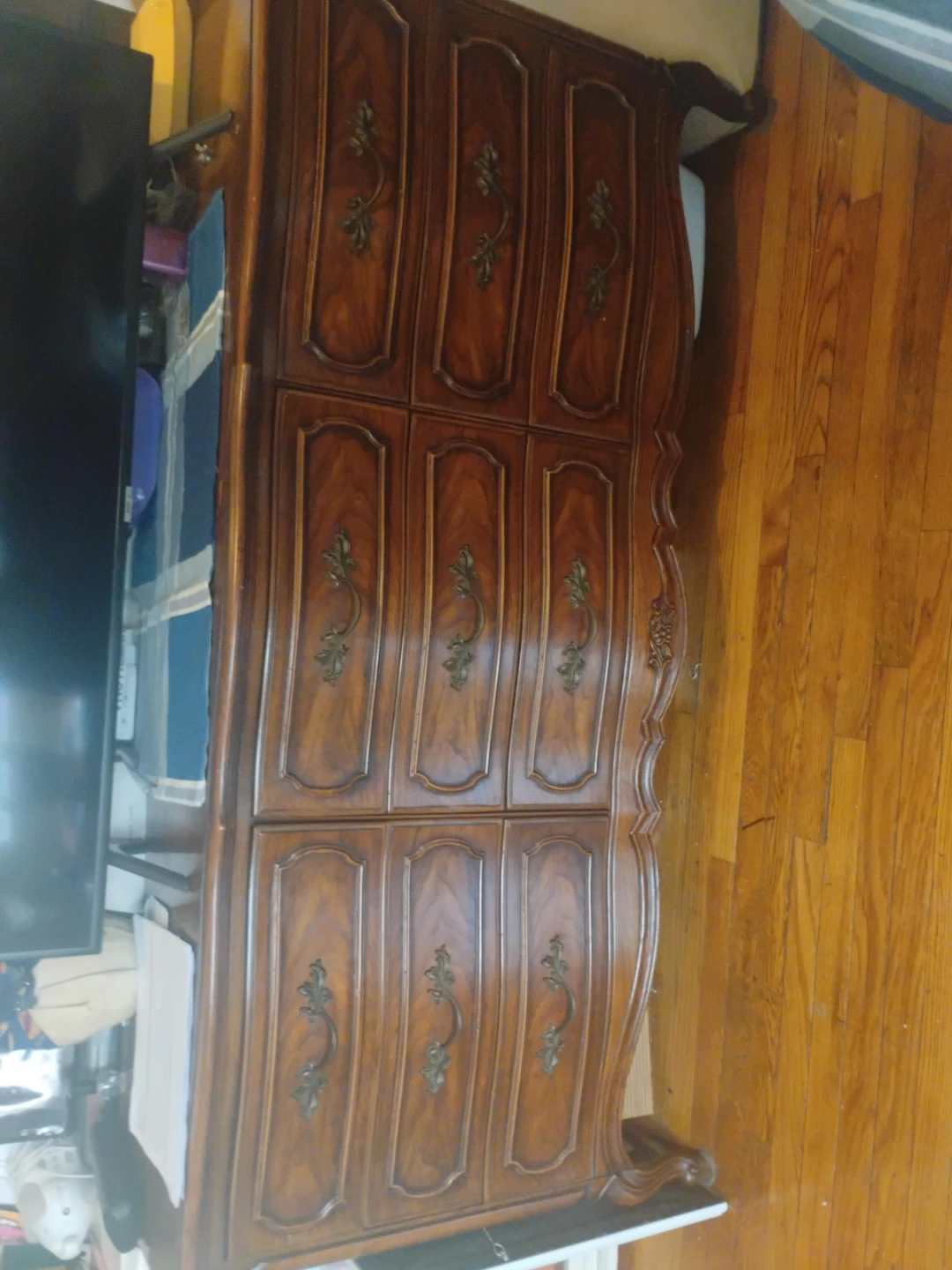 9 drawer dresser $90
