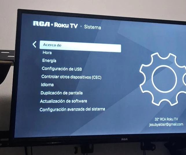 32" RCA Roku TV