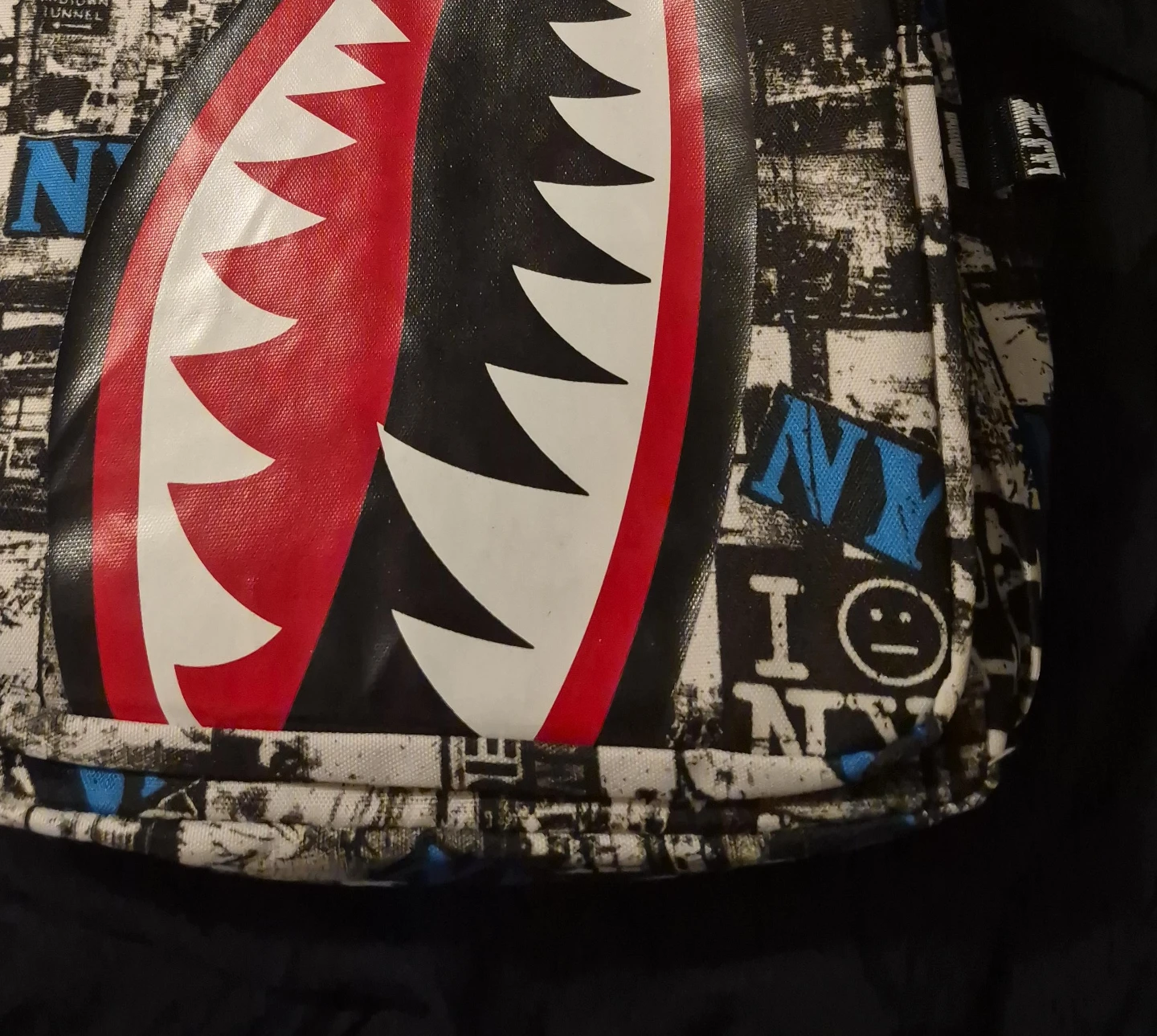 Graphic Print Messenger Bag