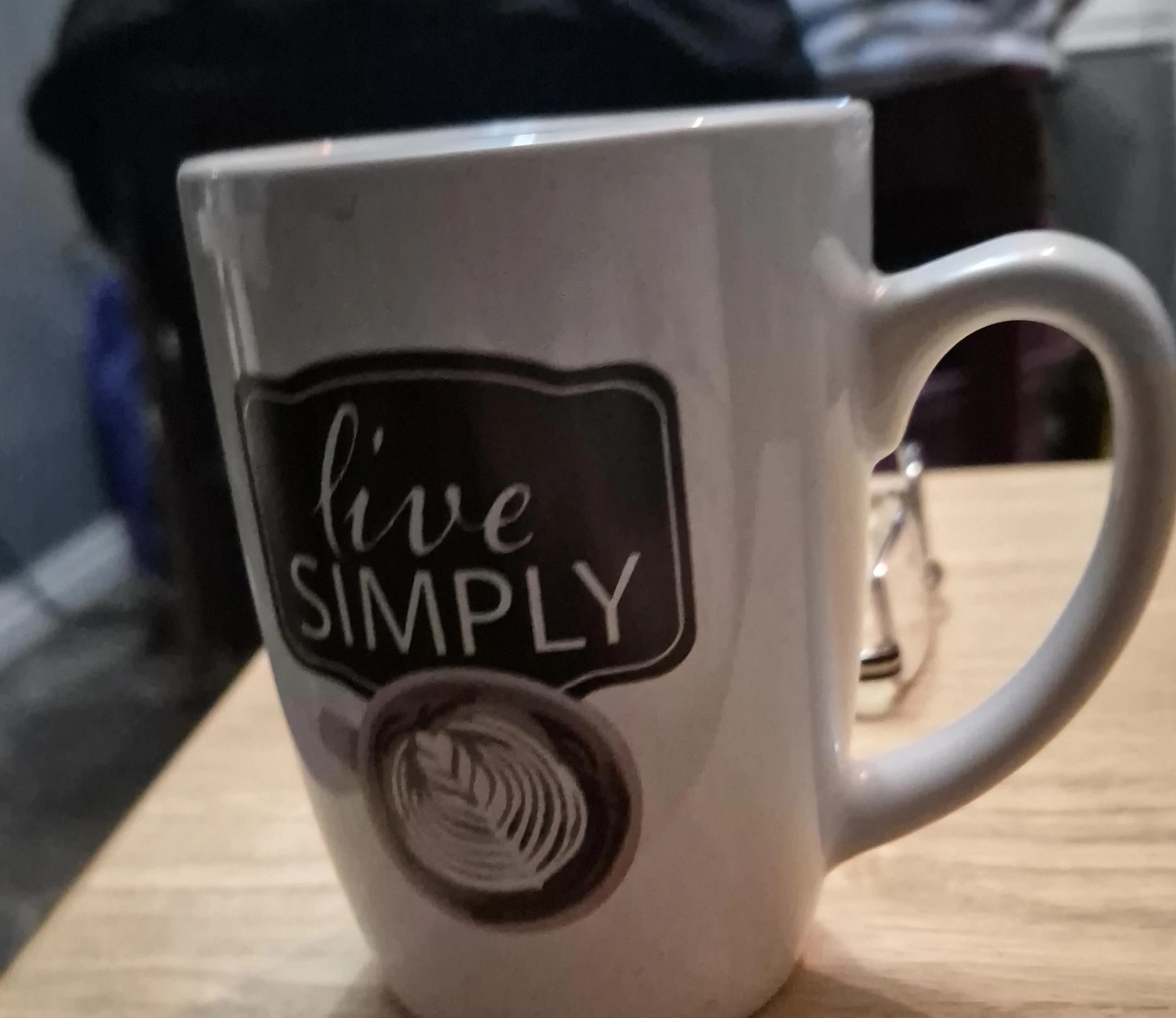 White "live SIMPLY" Coffee Mug