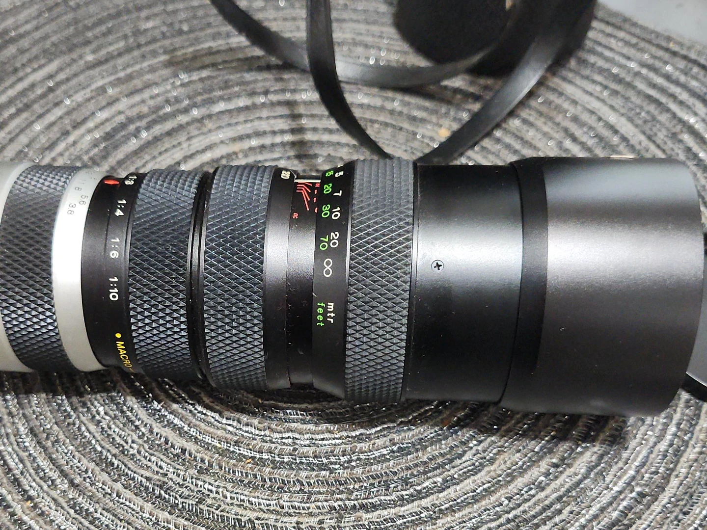 Macro 1:10 Telephoto Lens