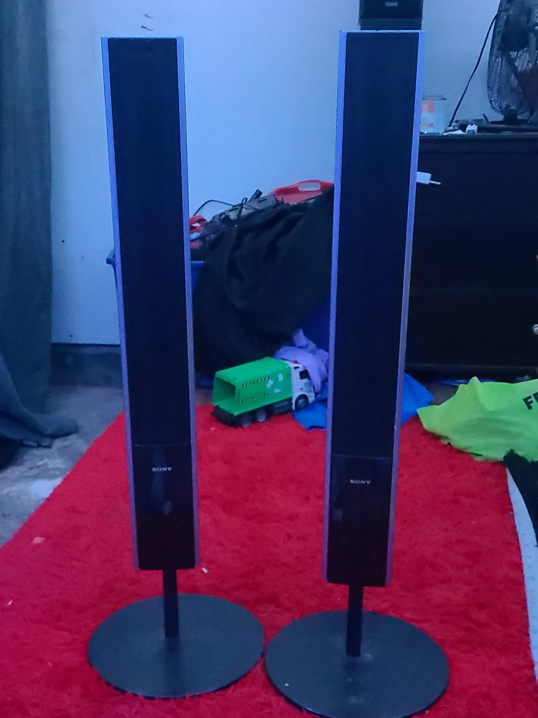 Sony Floor Standing Speakers (Pair)
