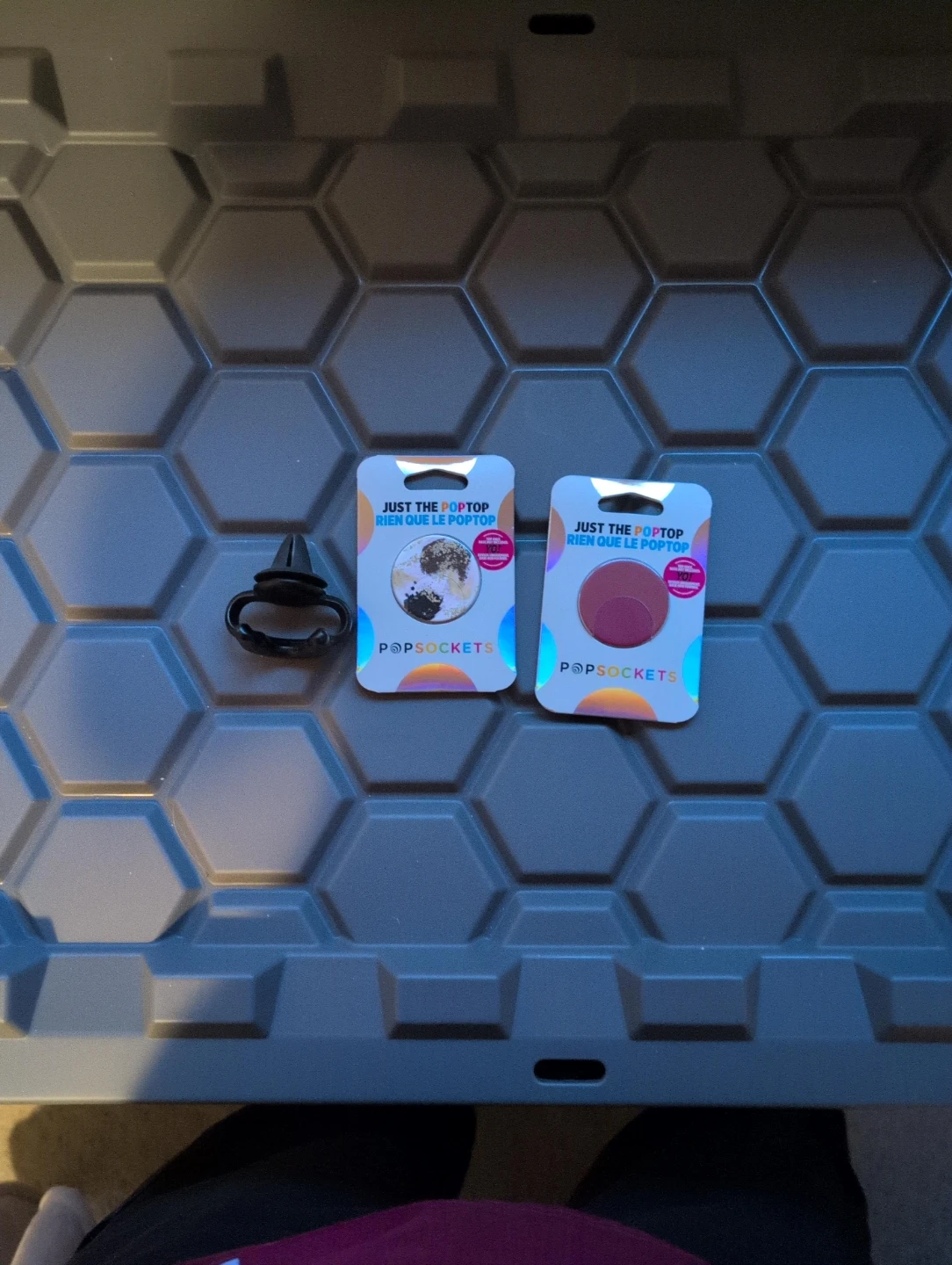 Popsockets Car Mount Adapter and 2 Phone Grips