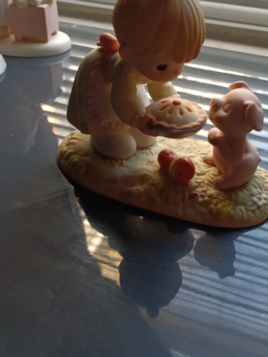 Precious Moments "A Sweet Sharing" Figurine