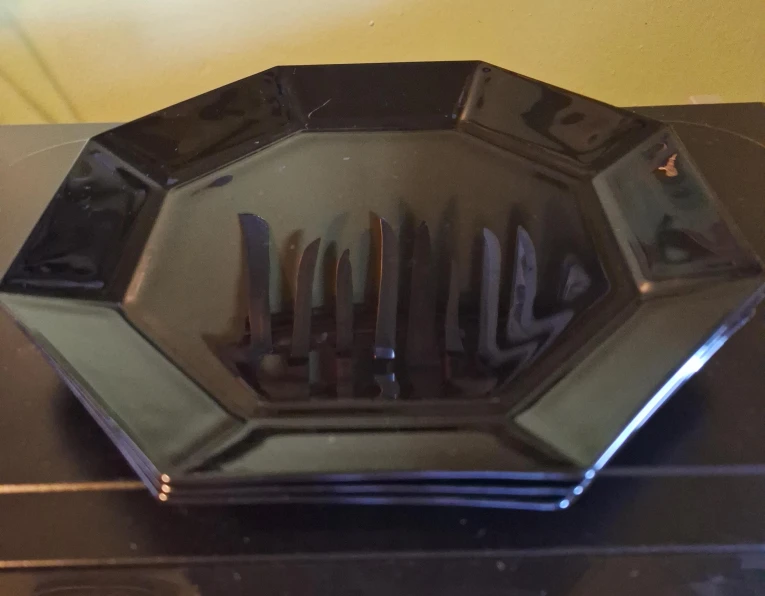 Set of 3 Black Octagonal Plates