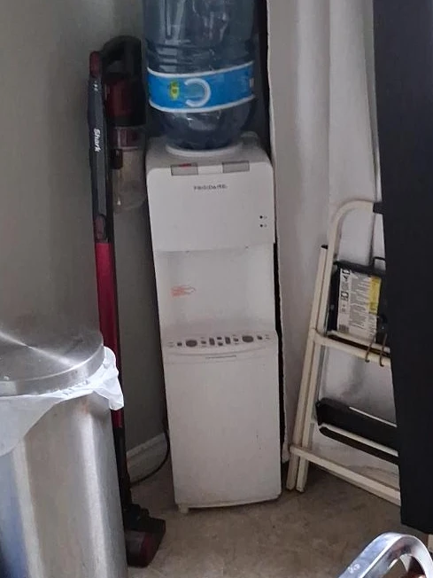 Frigidaire Water Cooler Dispenser