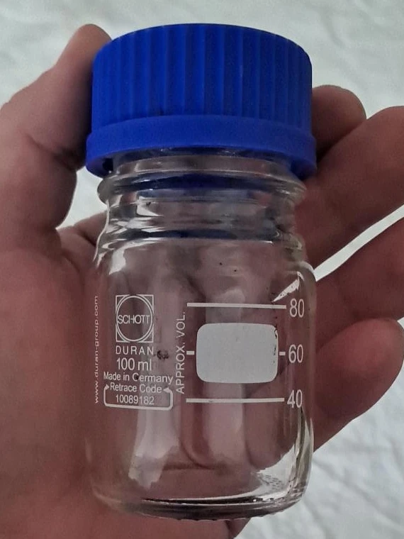 Schott Duran 100 ml Borosilicate Bottle with Blue Cap
