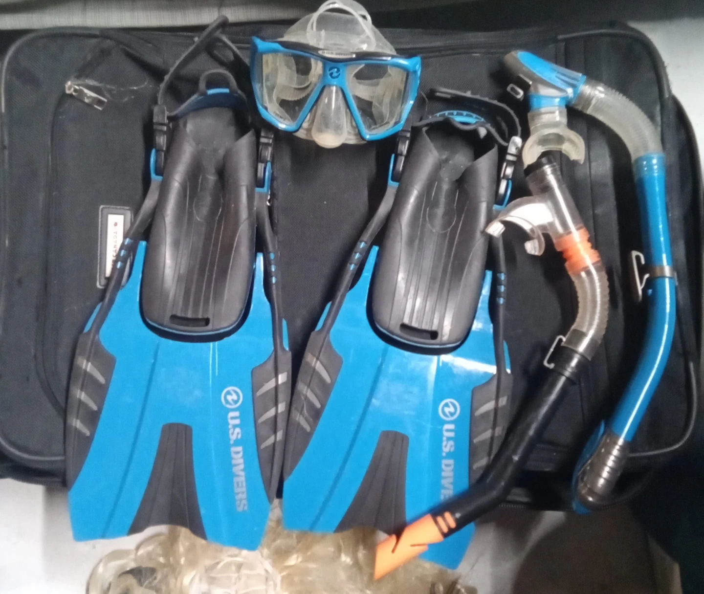U.S. Divers Snorkel Set with Mask and Fins