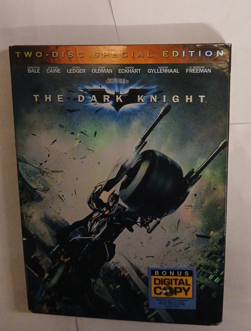 The Dark Knight Two-Disc Special Edition DVD