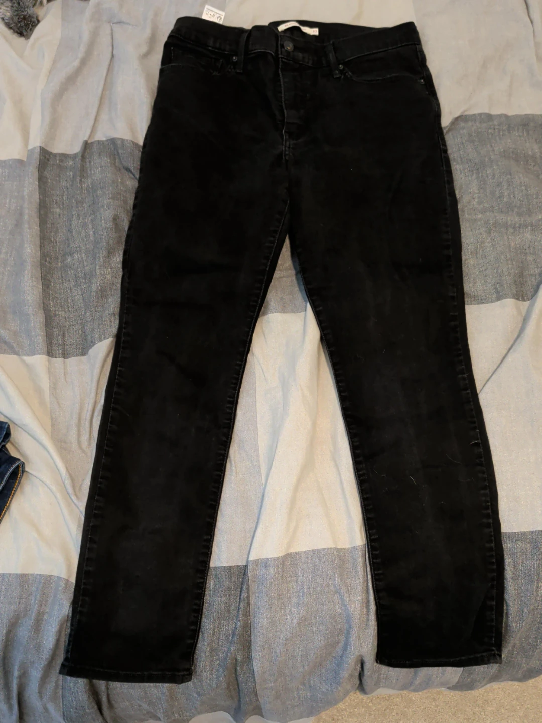 Black skinny jeans