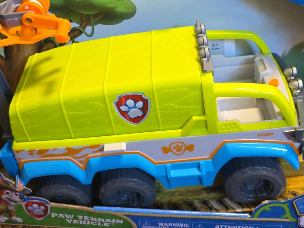 Paw Patrol Jungle Terrain Vehicle with Figures