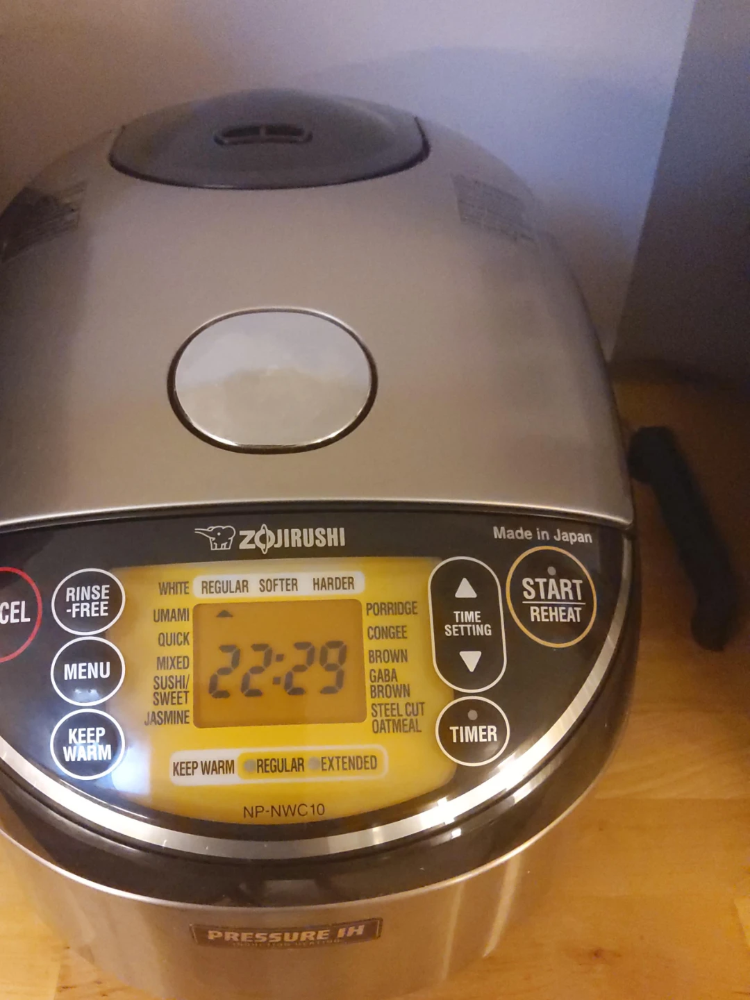 Zojirushi Pressure Induction Rice Cooker & Warmer NP-NWC10