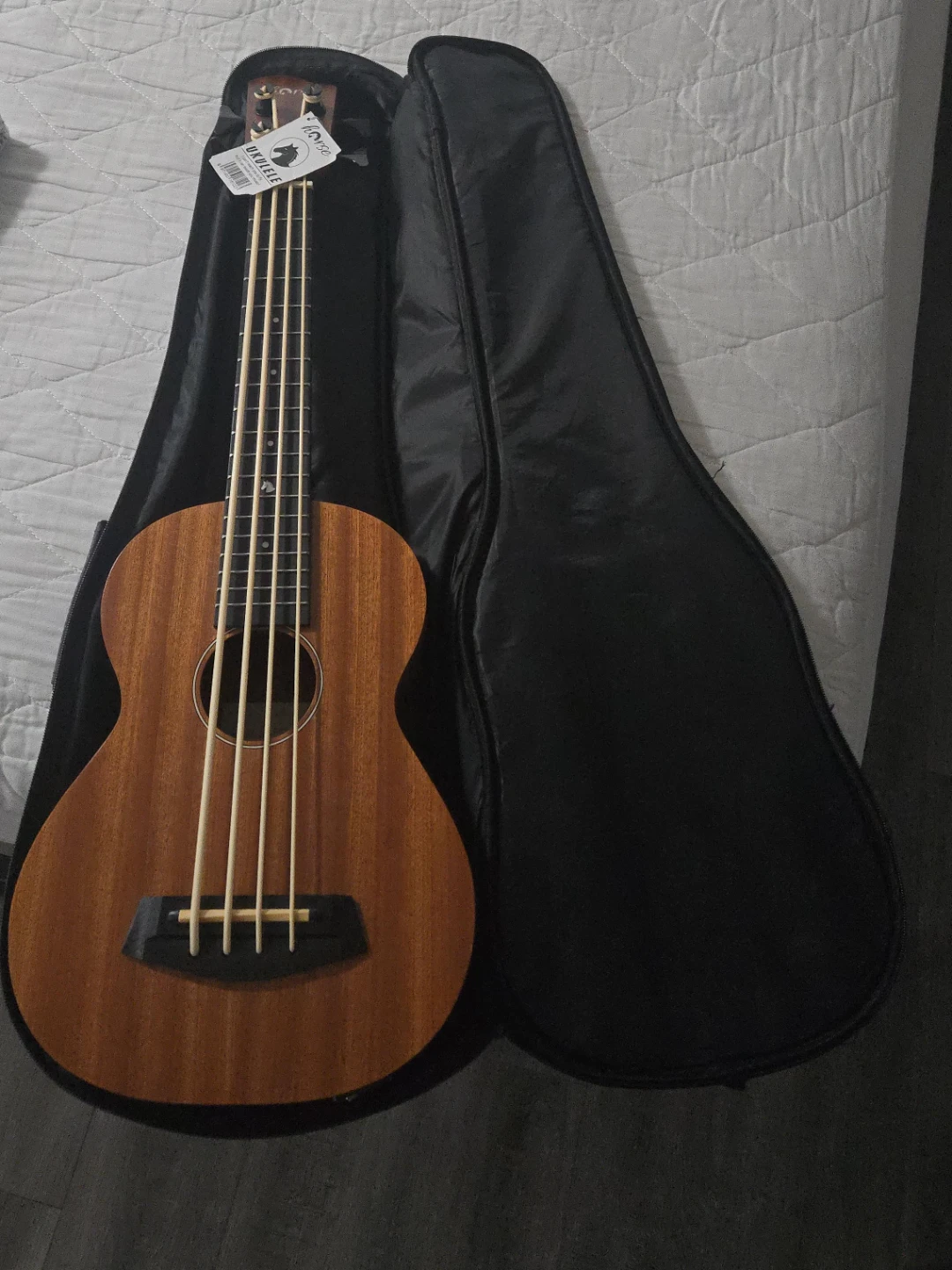 Horse Ukulele Case and Bass Ukulele
