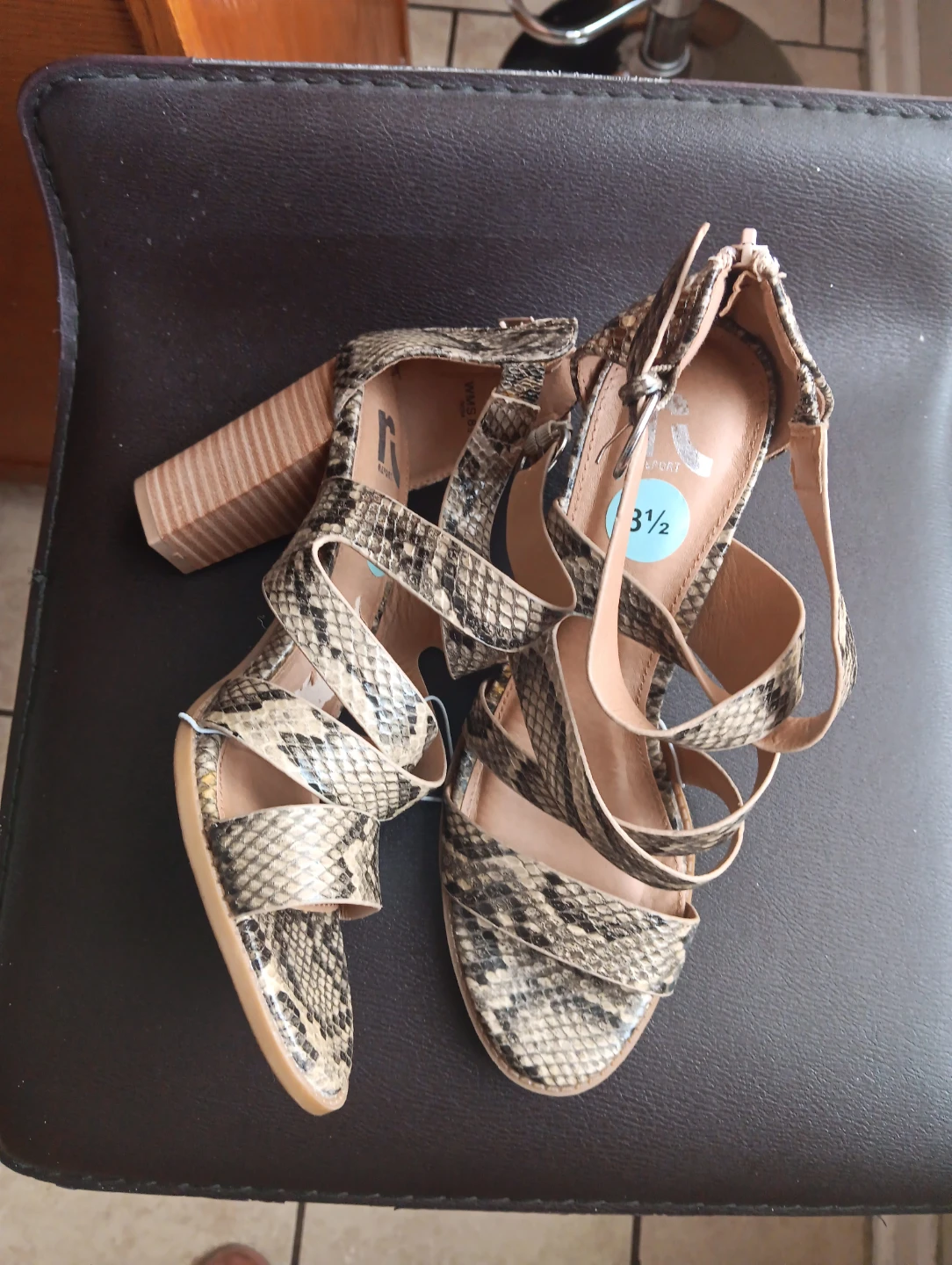 Report Women's Snake Print Strappy Block Heels Size 8.5