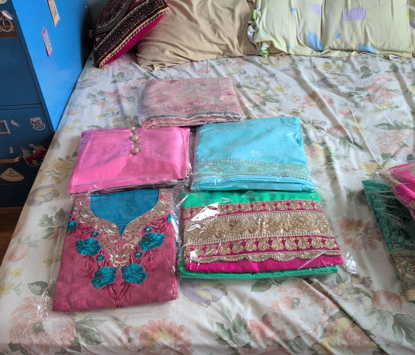 Unstitched Salwar Kameez Suits unstitched $120for 5 suit