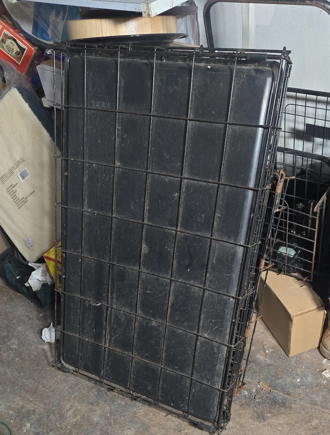 Black Metal Dog Crate