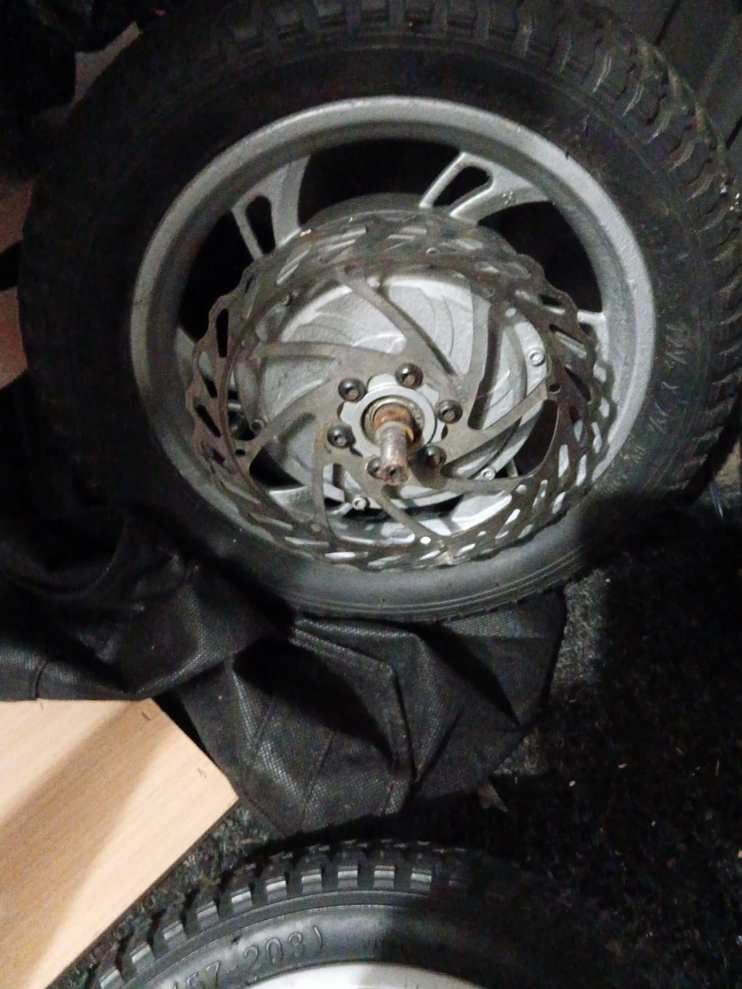 Electric Scooter Wheel with Disc Brake