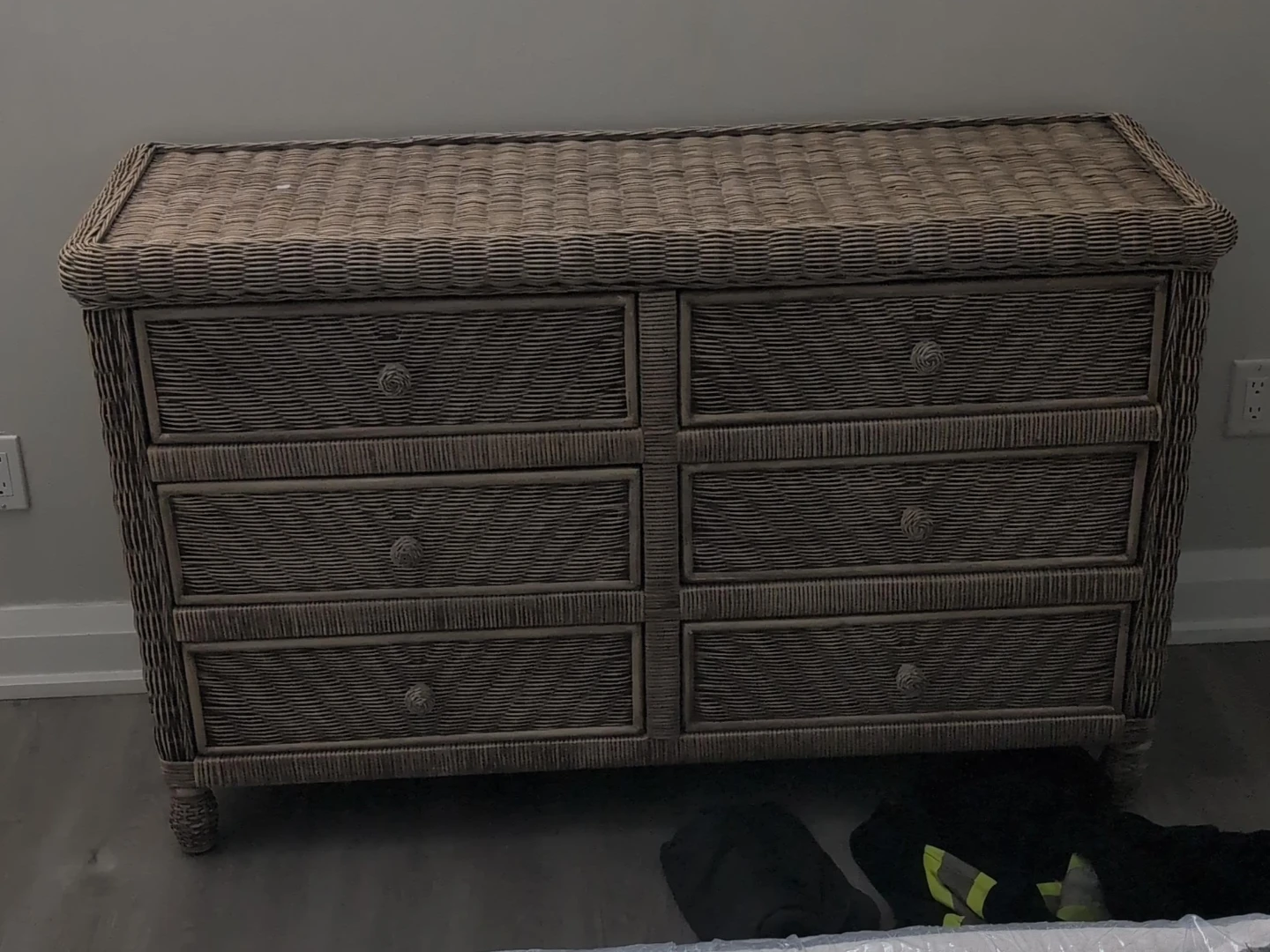 Wicker Dresser with 6 Drawers