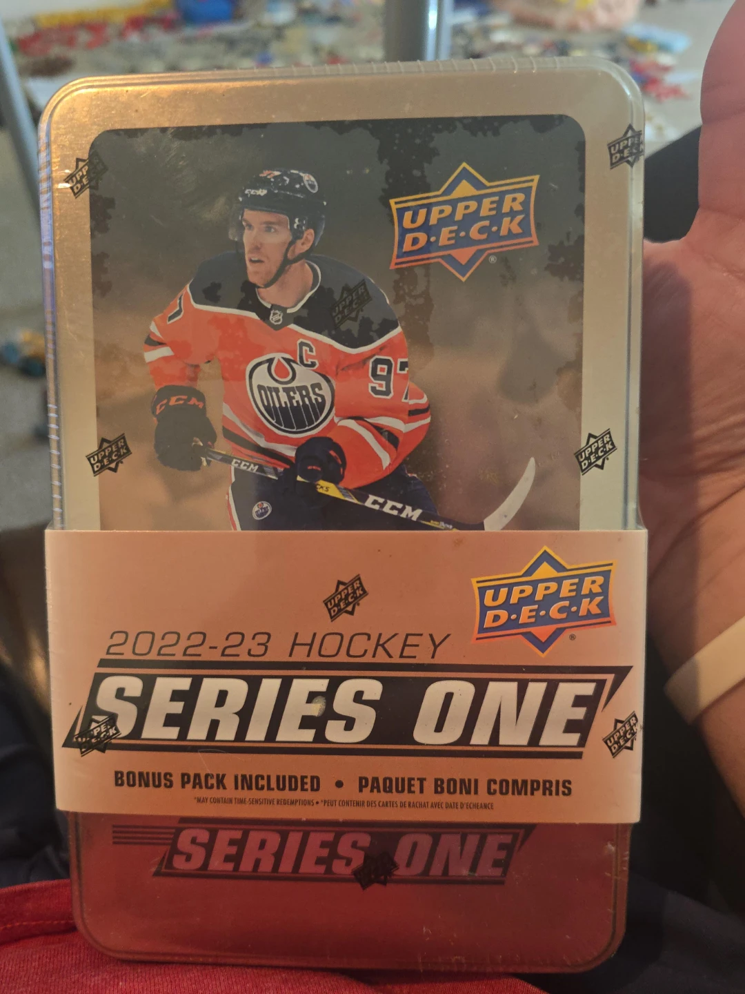 Upper Deck 2022-23 Hockey Series One Tin