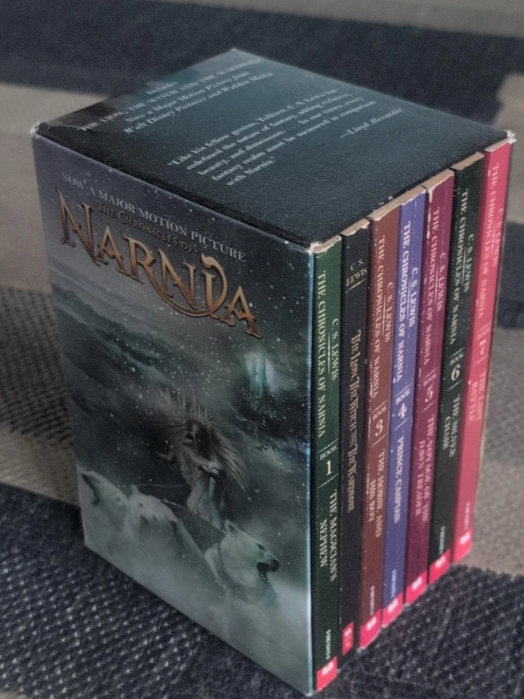 The Chronicles of Narnia Box Set by C.S. Lewis