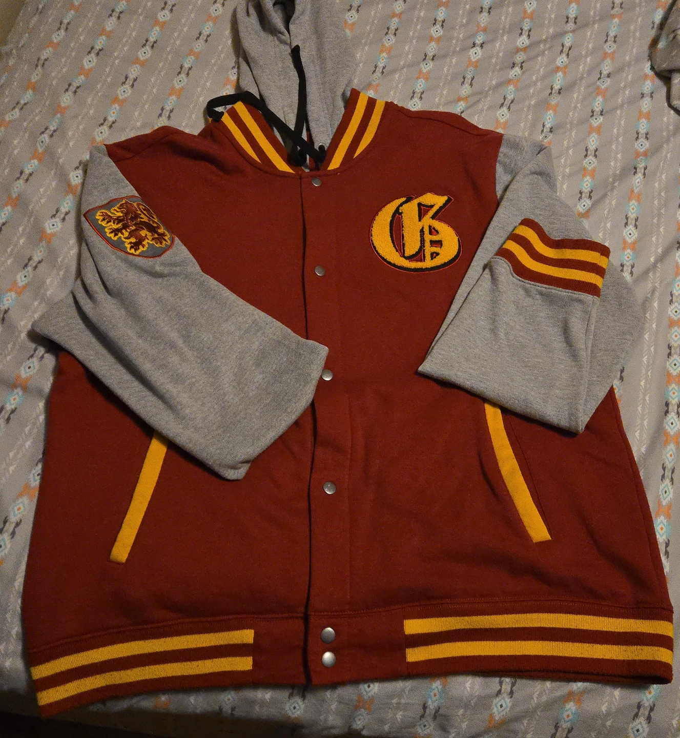 GRYIFFINDOR HOODED VARSITY HOODED
