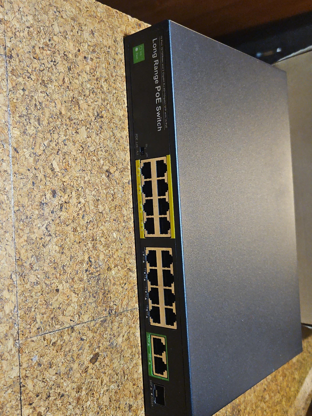 16 Port Long Range PoE Switch