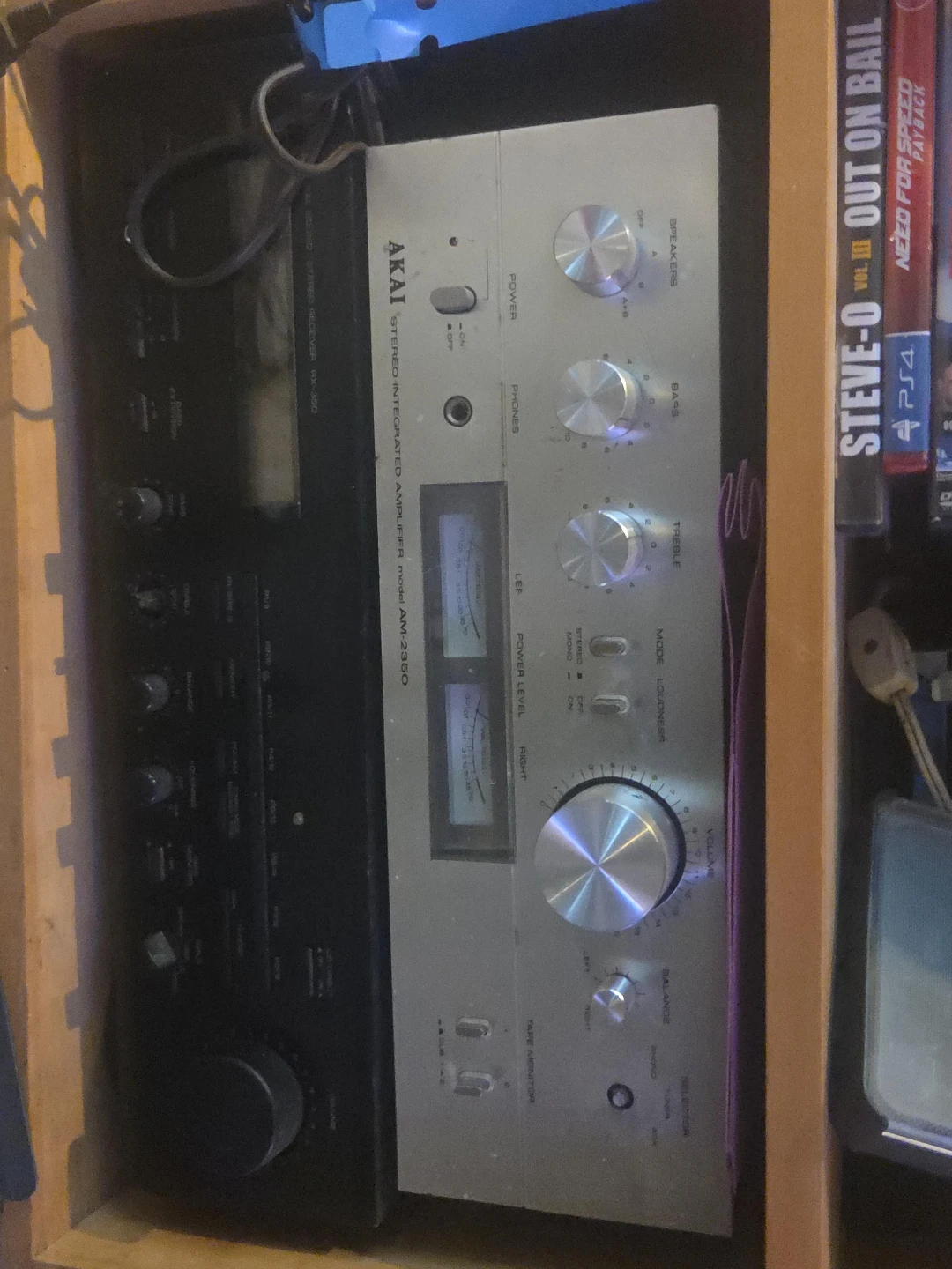 AKAI AM-2350 Stereo Integrated Amplifier