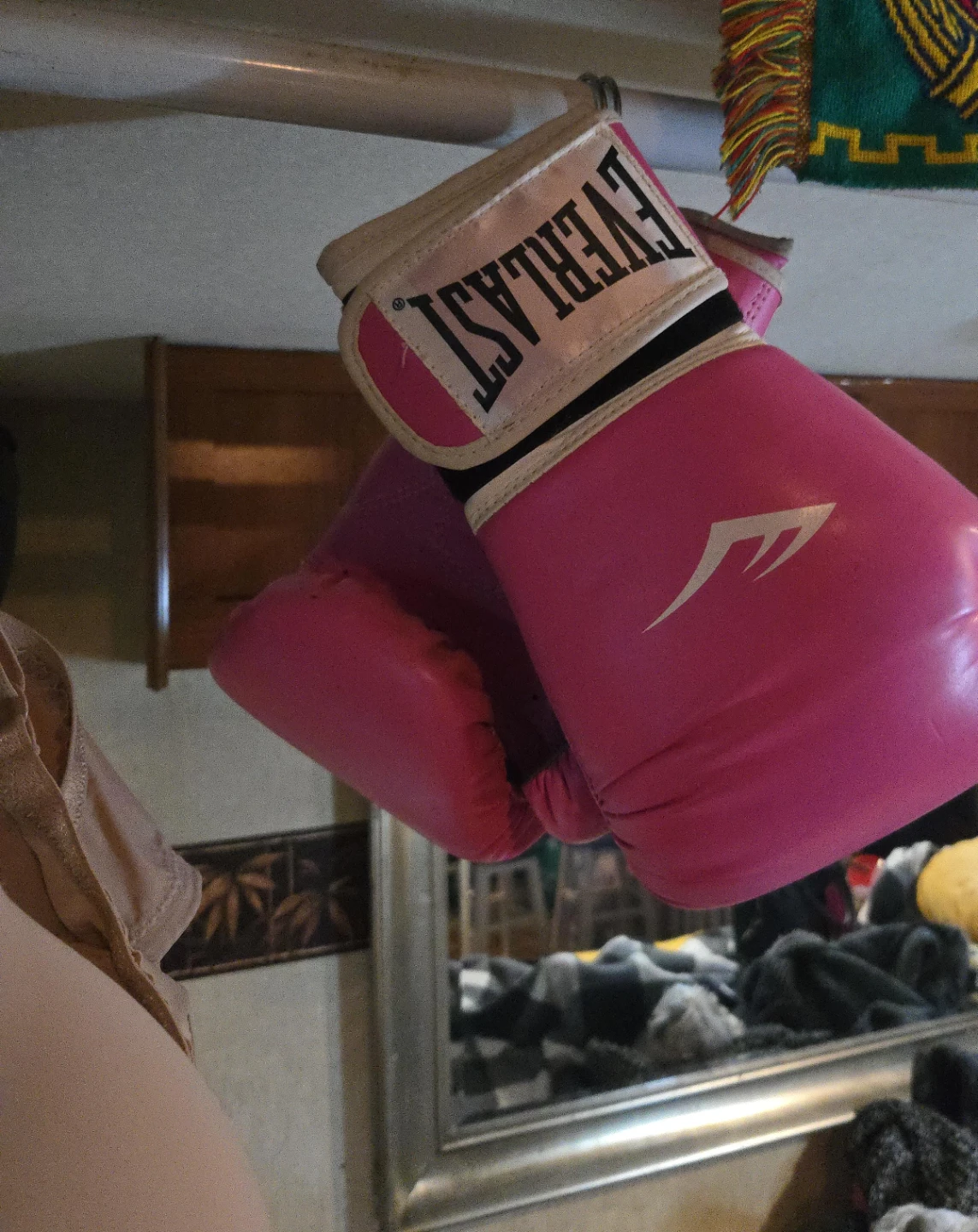 Everlast Pink Boxing Gloves