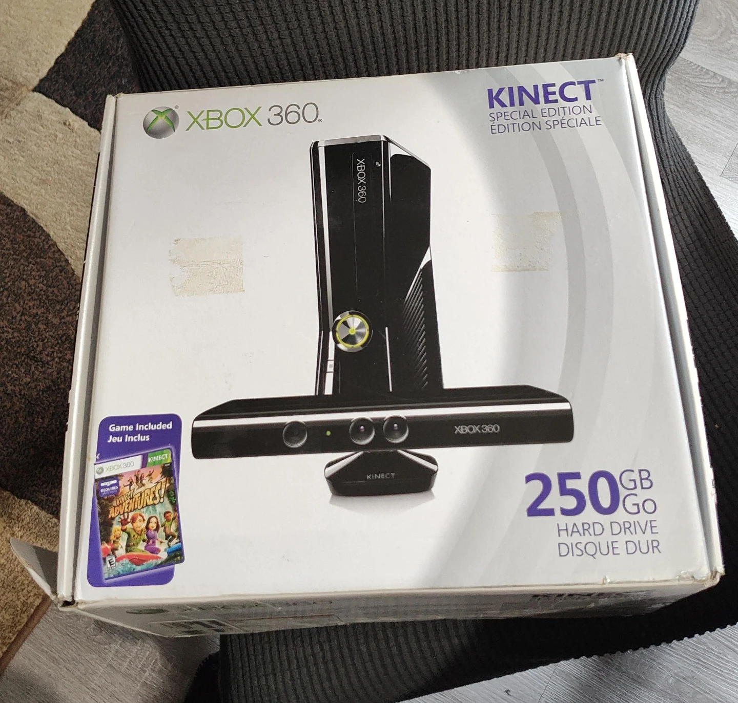 Xbox 360 Special Edition 250GB Kinect Bundle