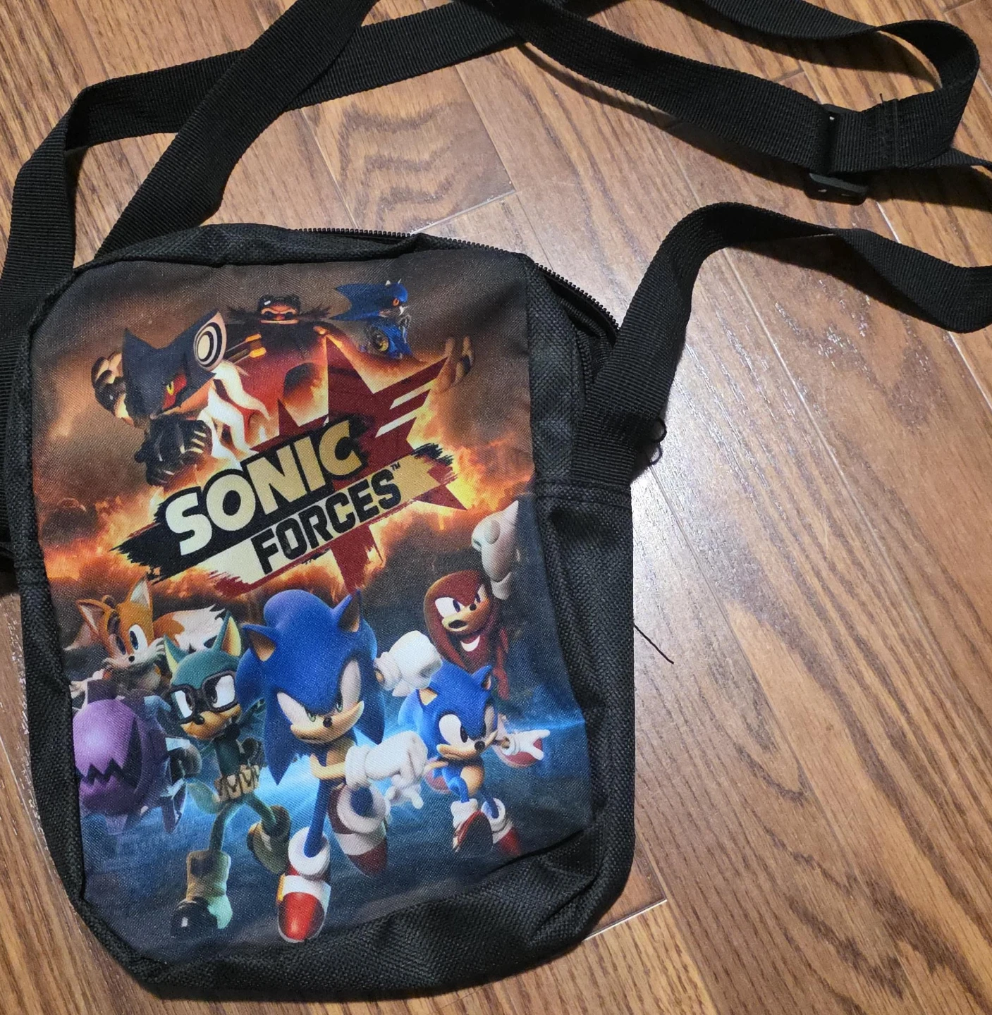 Sonic Forces Shoulder lunch