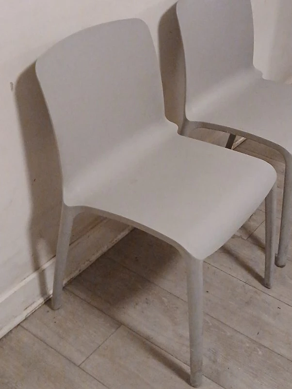 Set of 2 Light Gray Modern Plastic Chairs