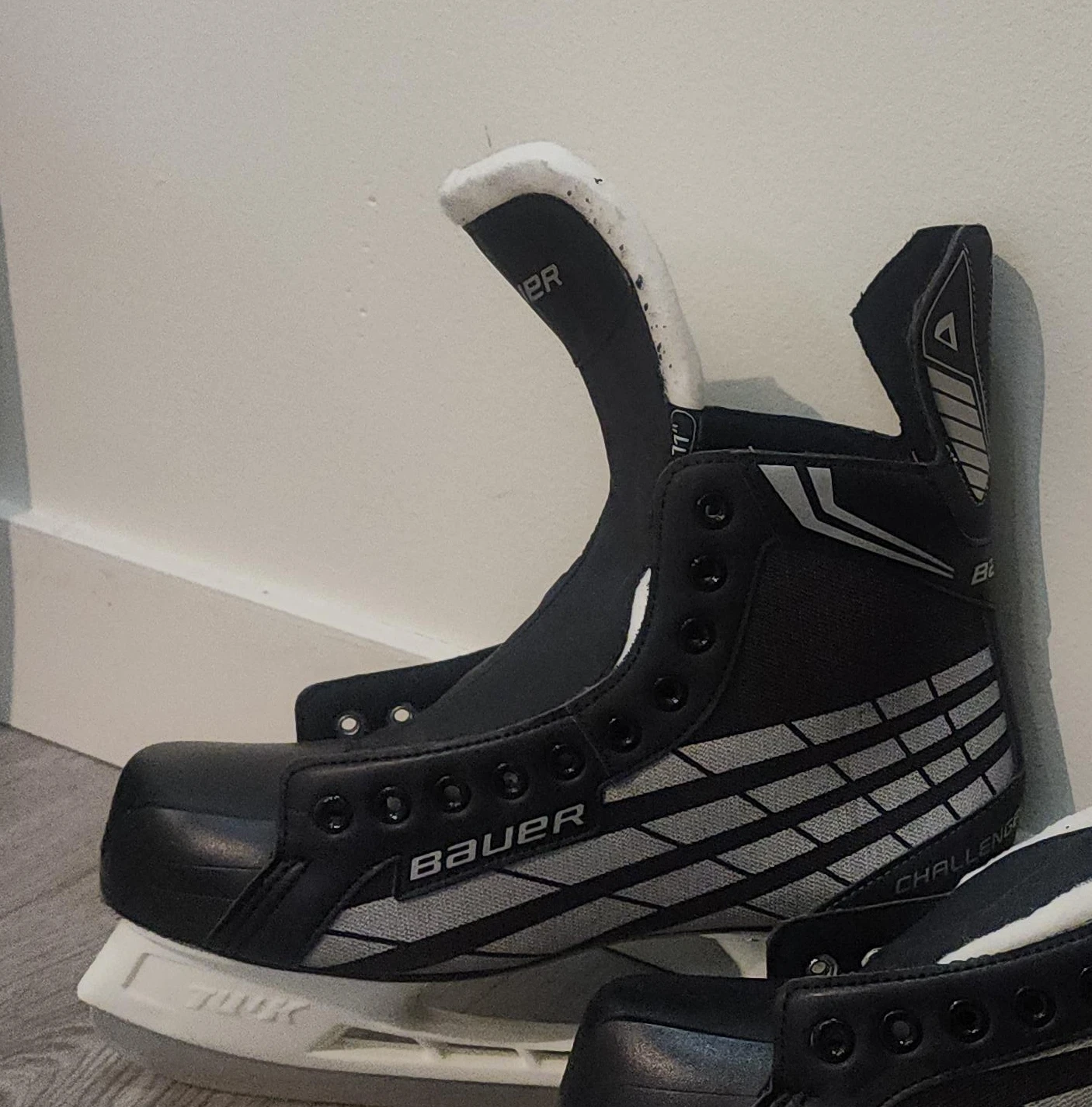 Bauer Hockey Skates - Size US 12.5 / UK 11.5