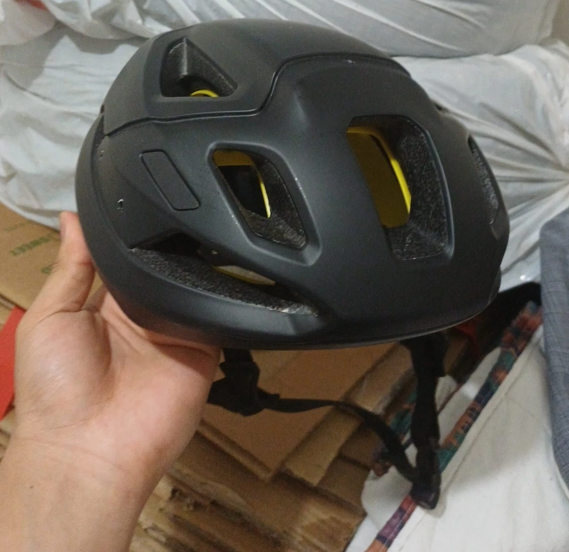 Black MIPS Bike Helmet