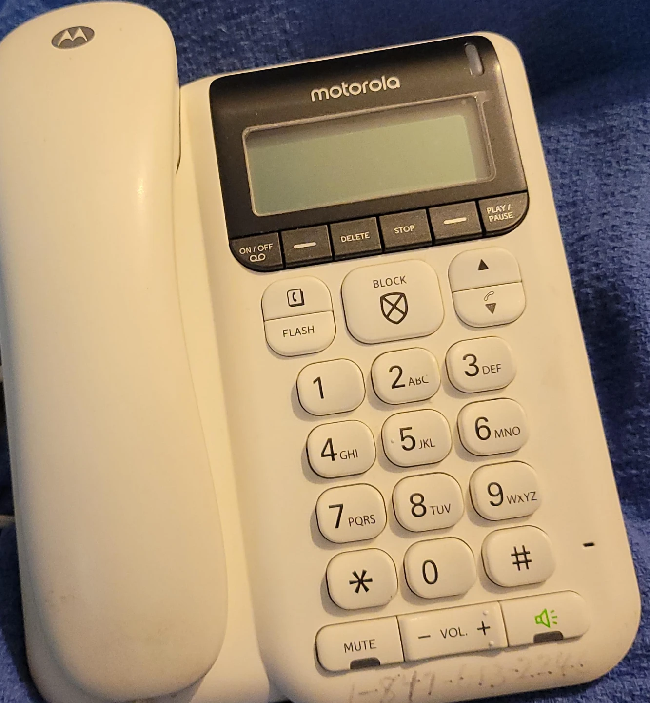 Motorola CT610 Corded Landline Phone
