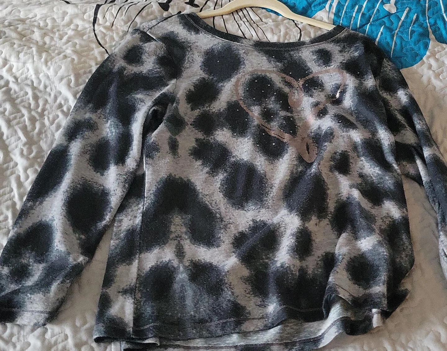 Obey Long Sleeve T-Shirt - Grey/Black Animal Print Heart