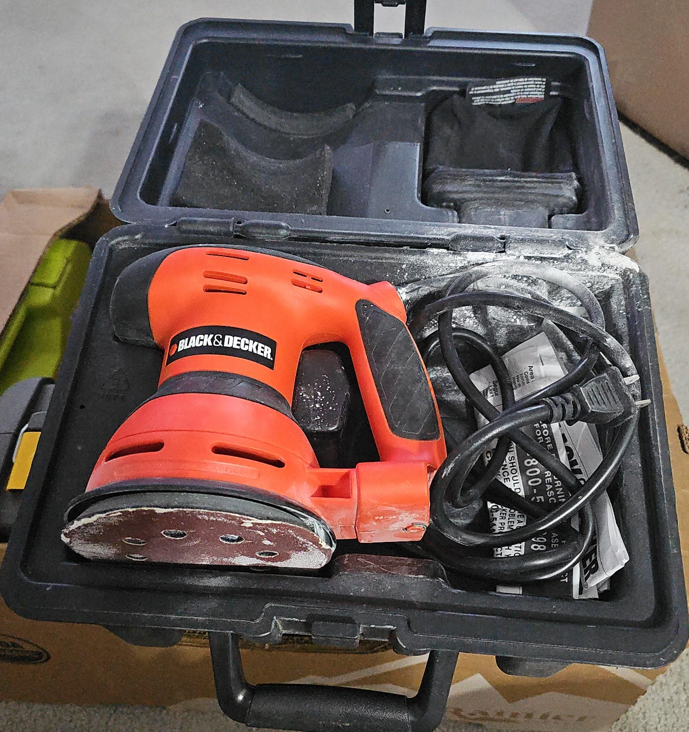 Black & Decker Orbit Sander with Case