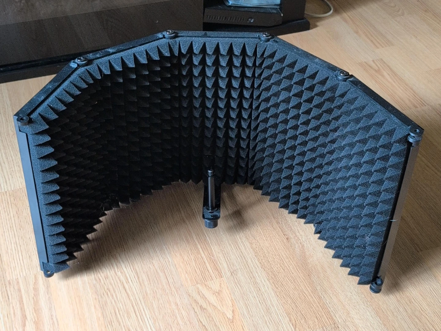Portable Vocal Booth Microphone Shield