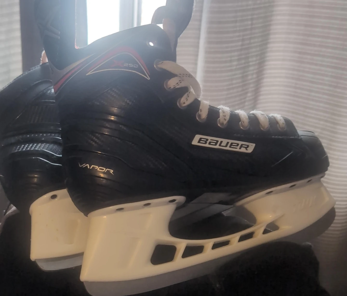 Bauer Vapor X250 Hockey Skates