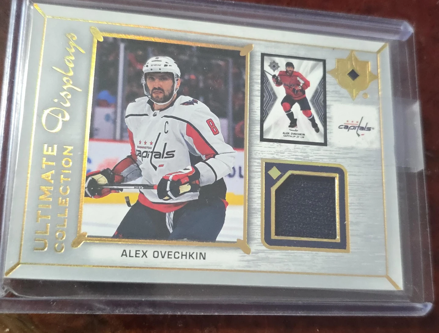 Alex Ovechkin Ultimate Displays Collection Hockey Card