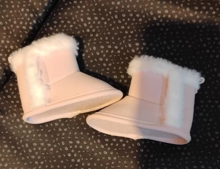 Pink Faux Fur Trim Baby Booties - photo 2