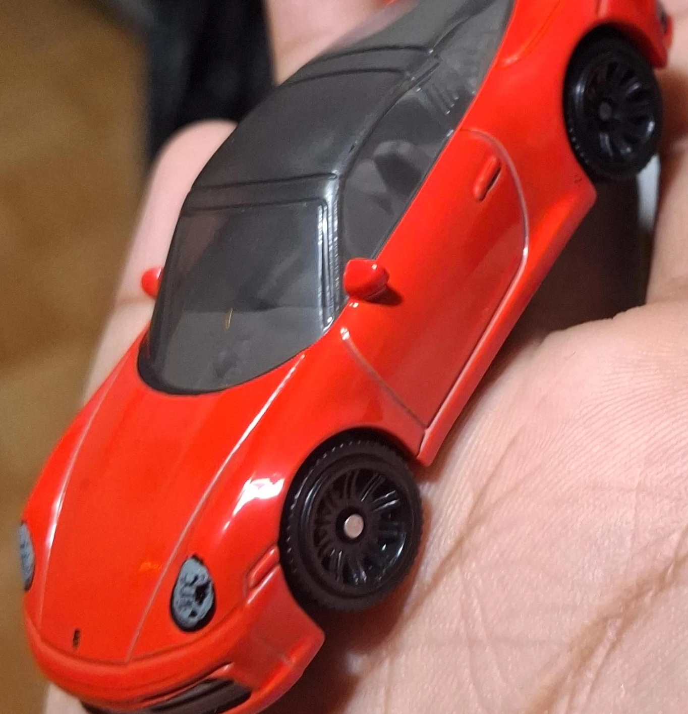 Matchbox Porsche Targa HVL00 die-cast car