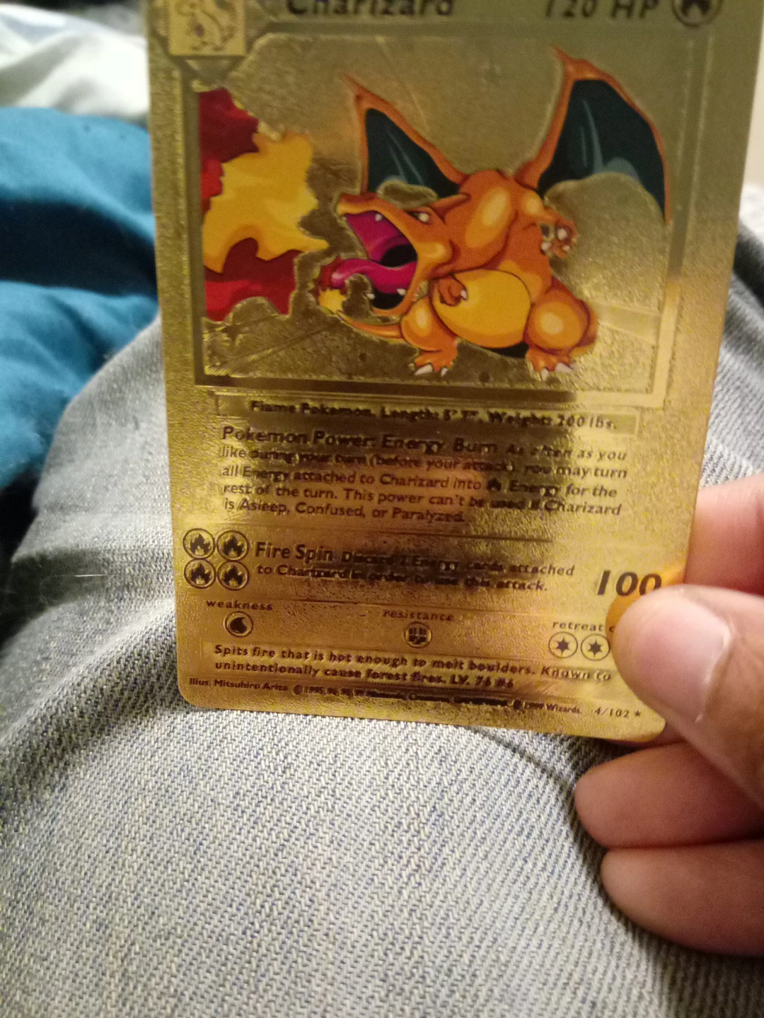 Pokemon Charizard Gold Card 4/102