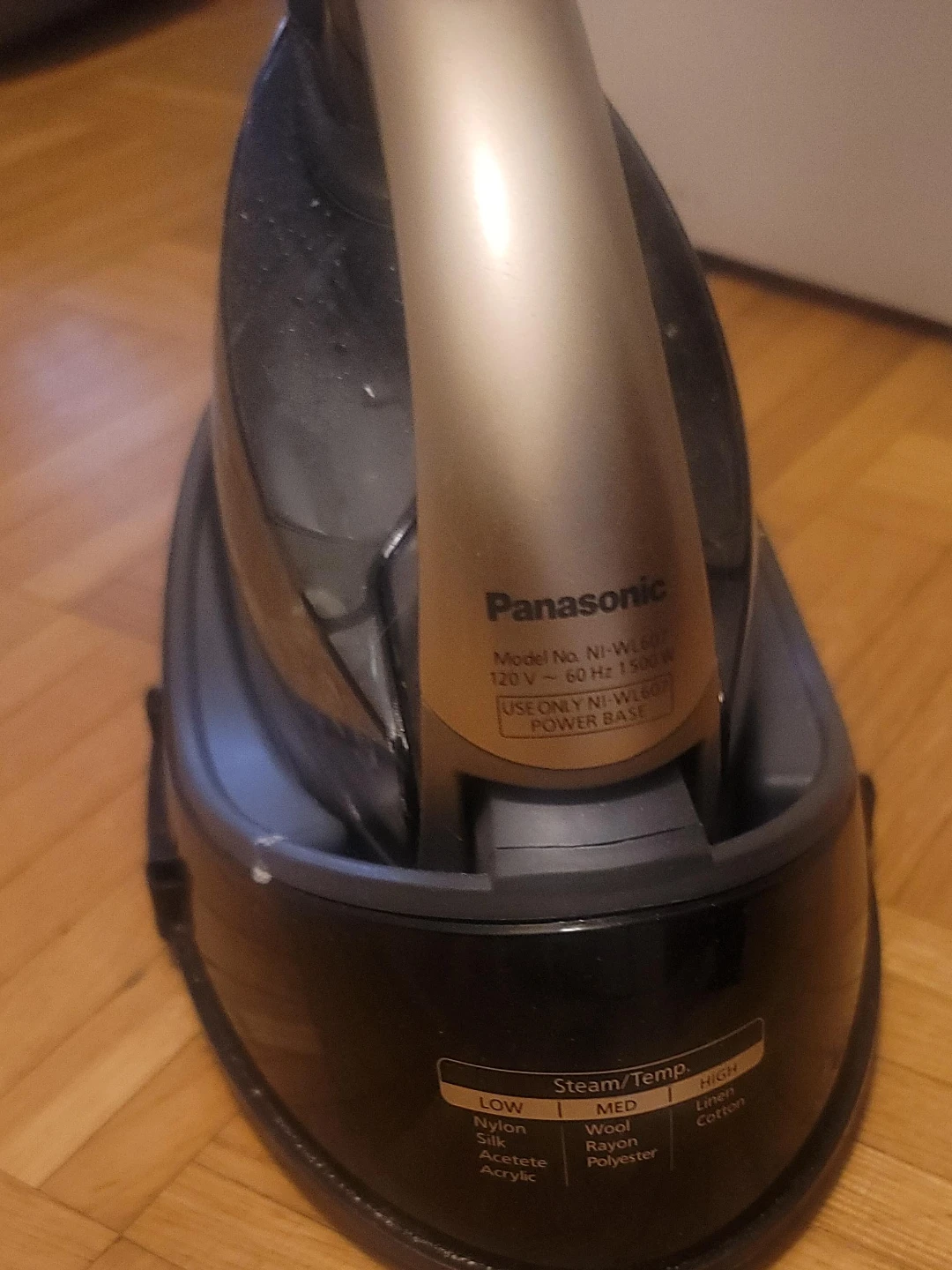 Panasonic Cordless Steam Iron NI-WL600