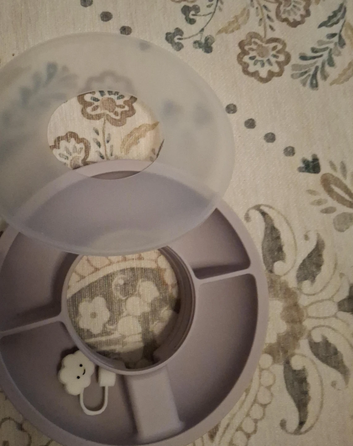 Lavender Silicone Toddler Plate with Lid