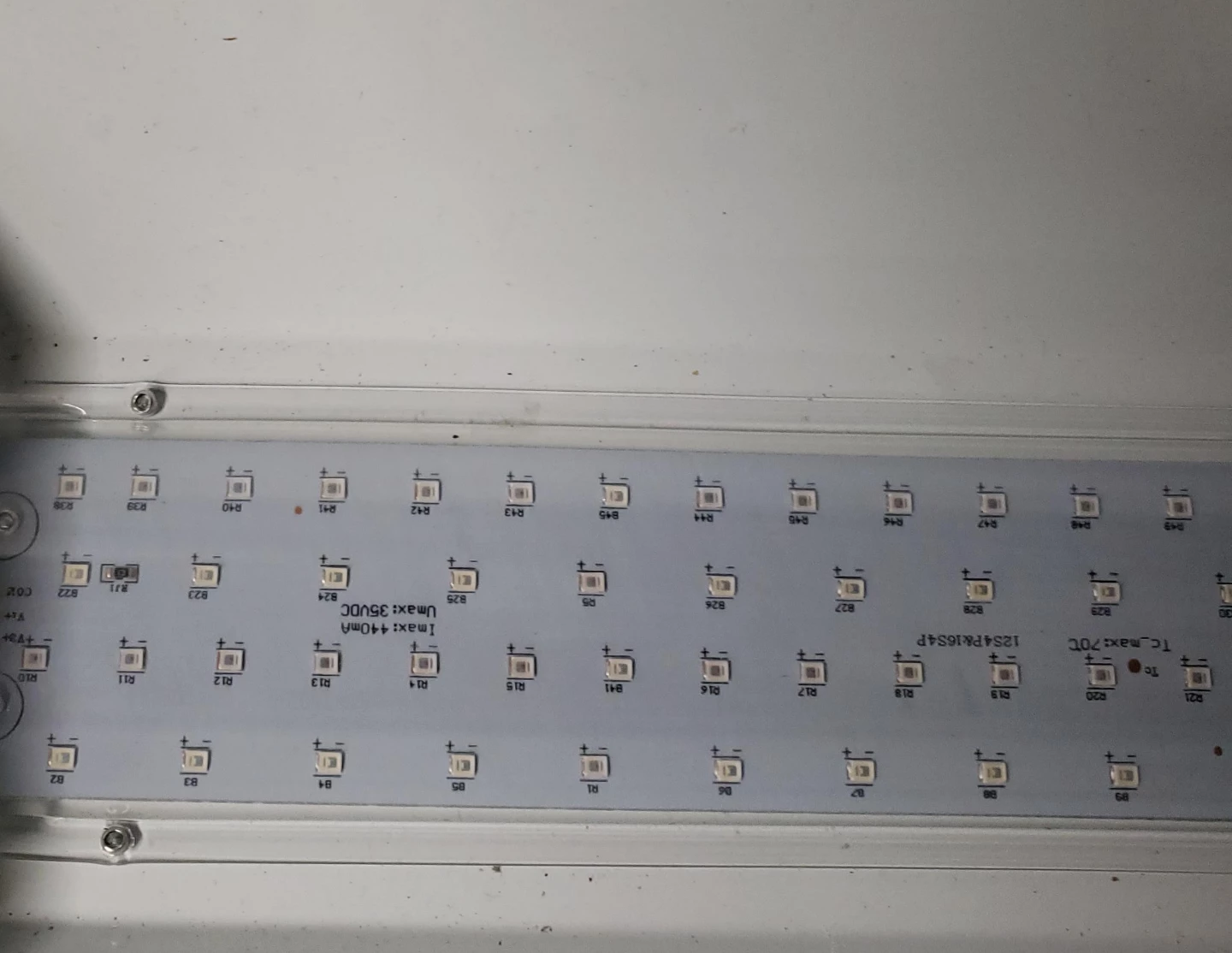 Quantum LED Grow Light QTRGB17W
