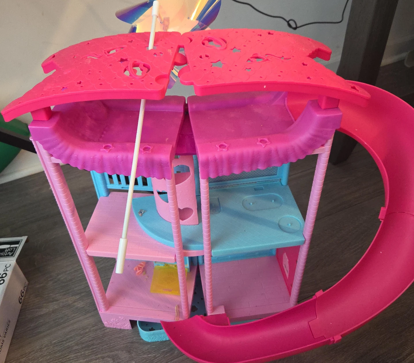 Dollhouse with Slide and Balcony