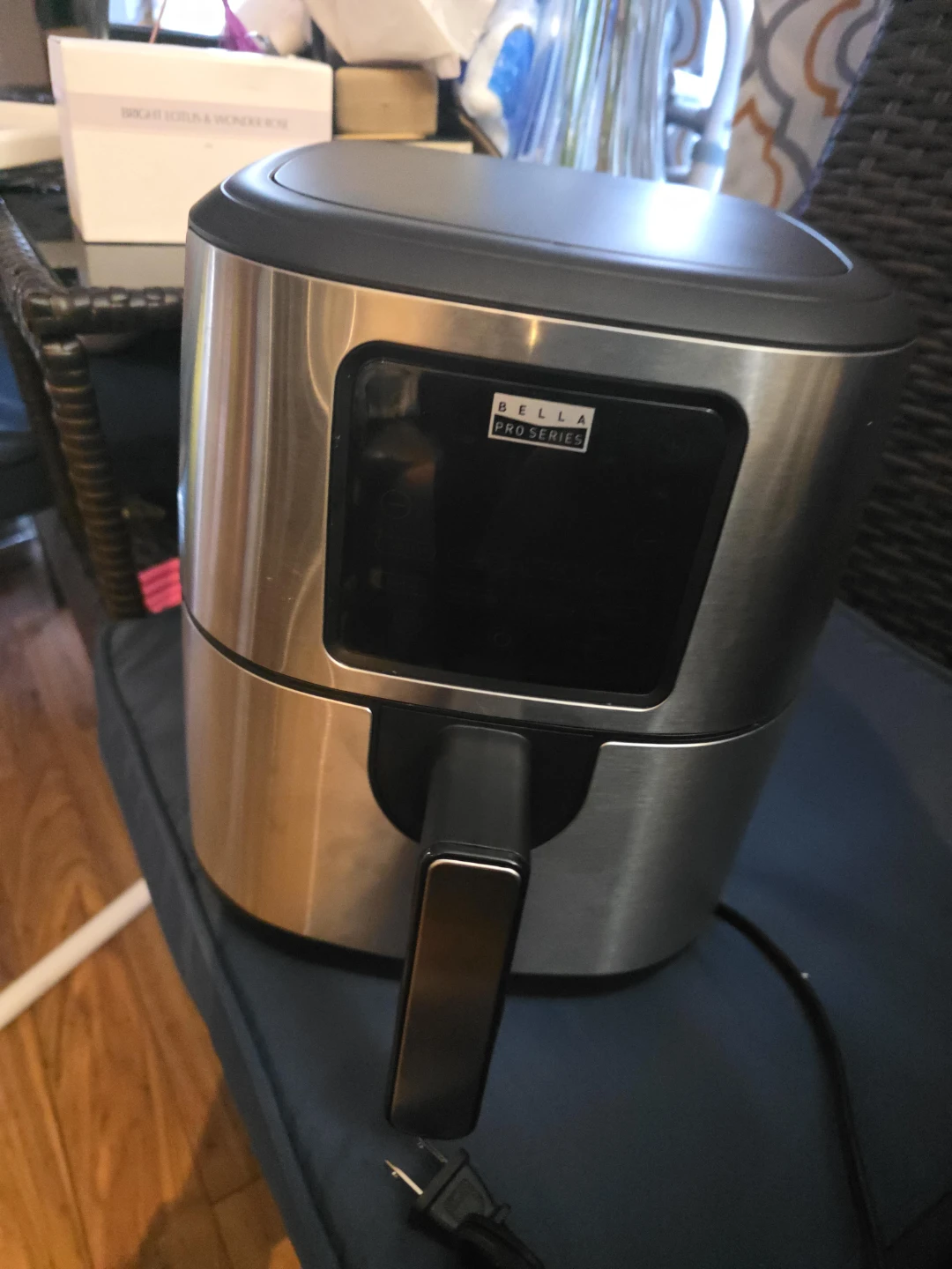 BELLA Pro Series Air Fryer