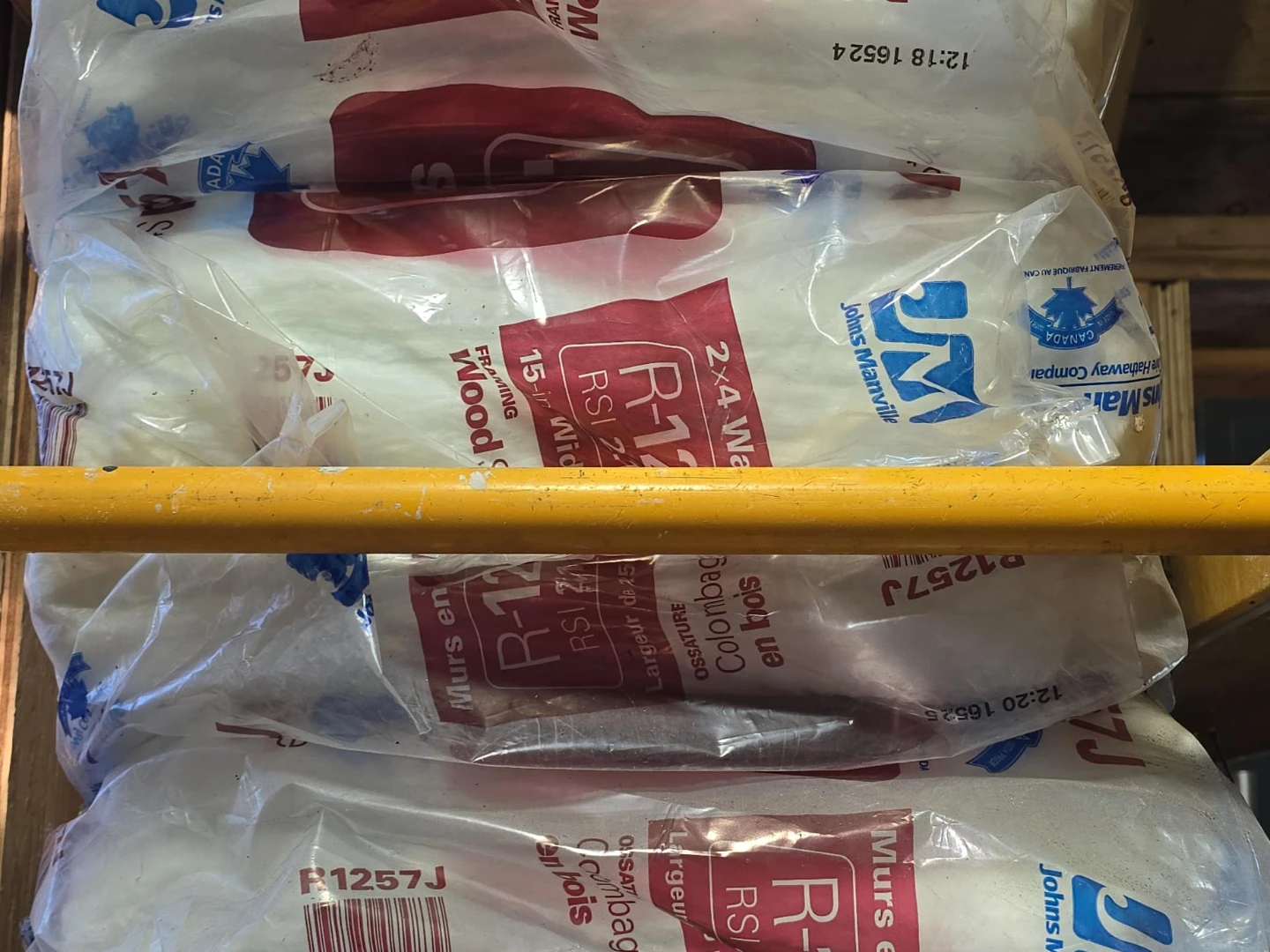 Johns Manville R-12 Insulation Batts