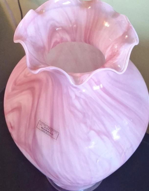 Murano Swirl Glass Vase Pink