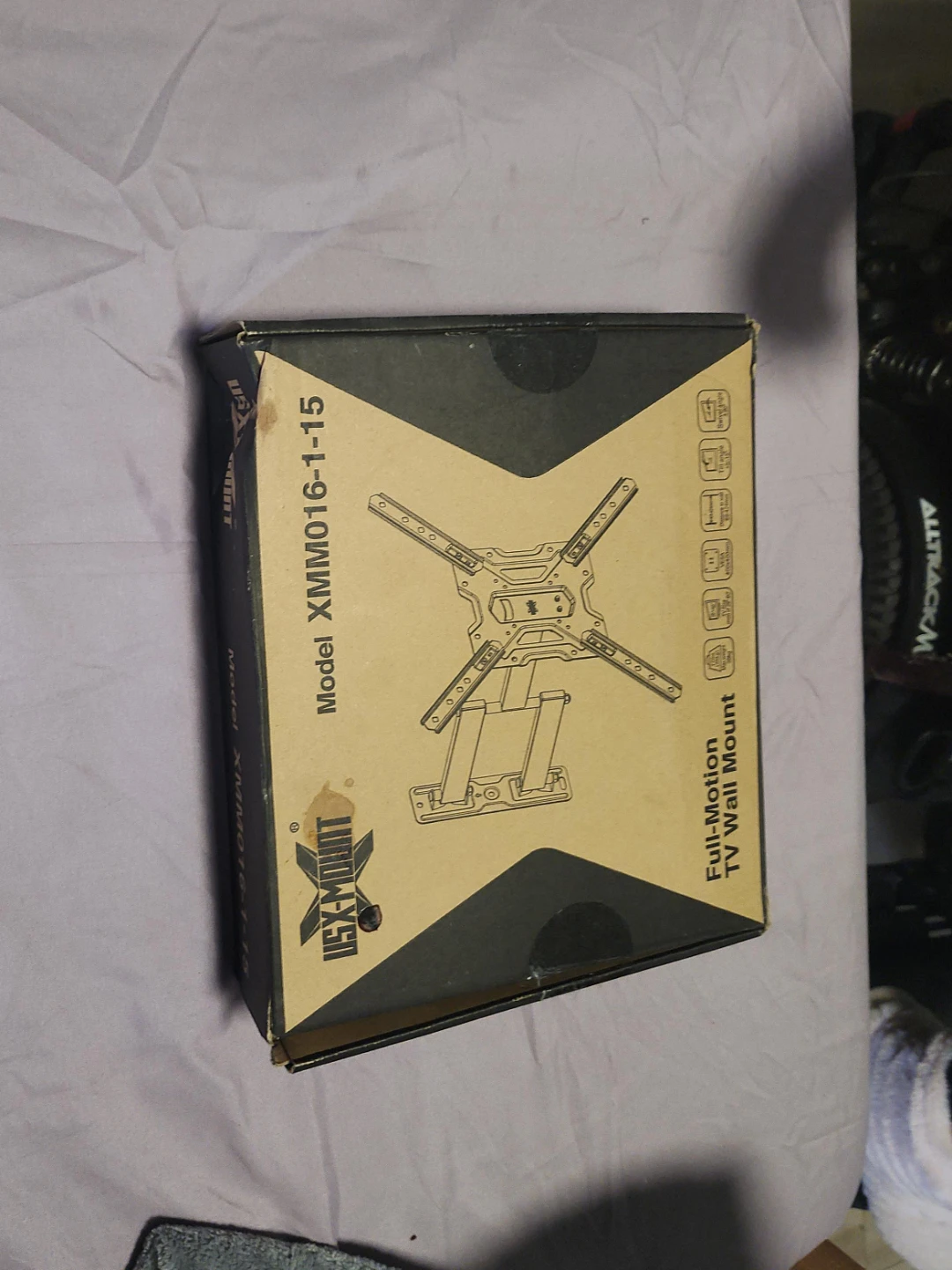 USX-MOUNT Full-Motion TV Wall Mount Model XMM016-1-15